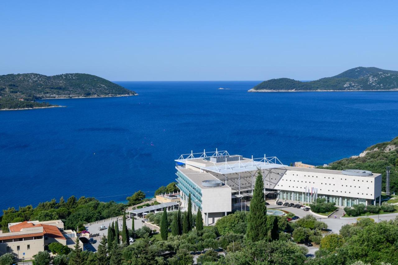 Mario - Veliki Stan Za Odmor - Terasa- Vrt - Bazen - Pogled More, Izoliran Apartment Orasac