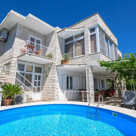 Apartment Mario - Veliki Stan Za Odmor - Terasa- Vrt - Bazen - Pogled More, Izoliran Orasac Exterior photo